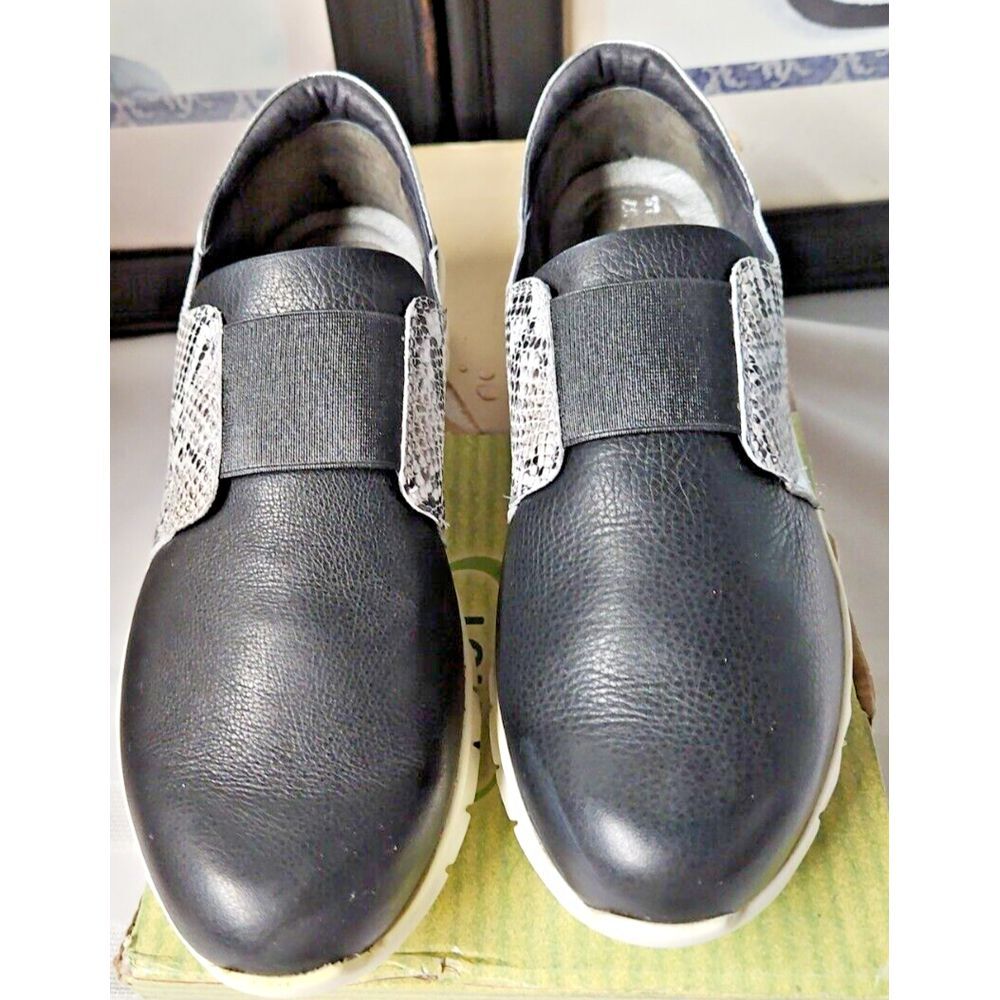NAOT Women's Intrepid Sneaker Soft Black Leather‎ Gray Cobra Combo 37/L6
